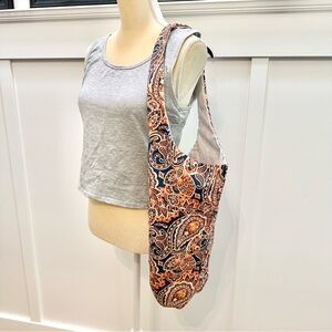 Yogiii Tote the original Floral Paisley Shoulder Yoga Mat Bag New without tags